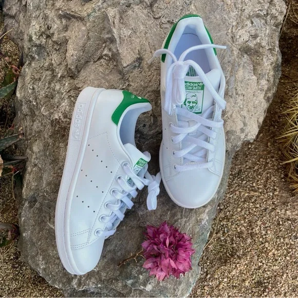 Adidas Stan Smith Leather Sneakers ⭐️ LIKE NEW - Picture 2 of 12